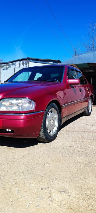 Продам Мерседес 202