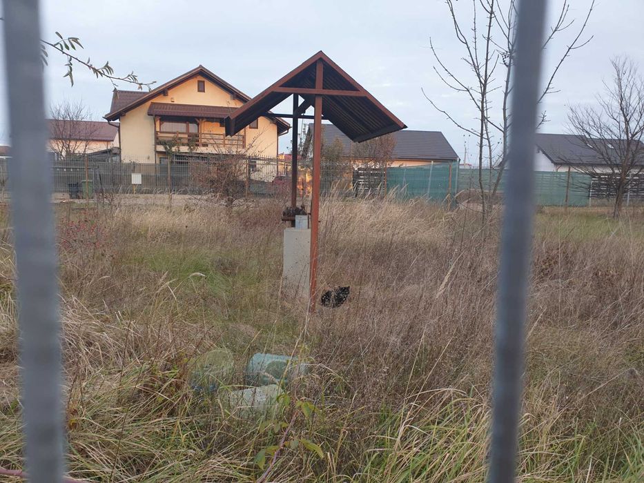 Teren de vânzare intravilan în Brăneşti