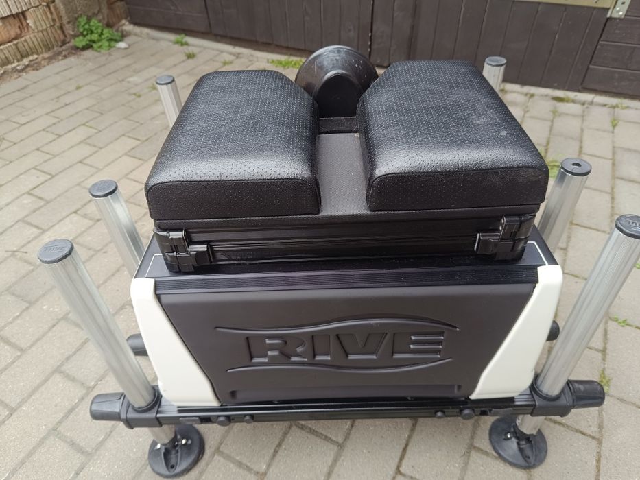 Scaun modular Rive D36