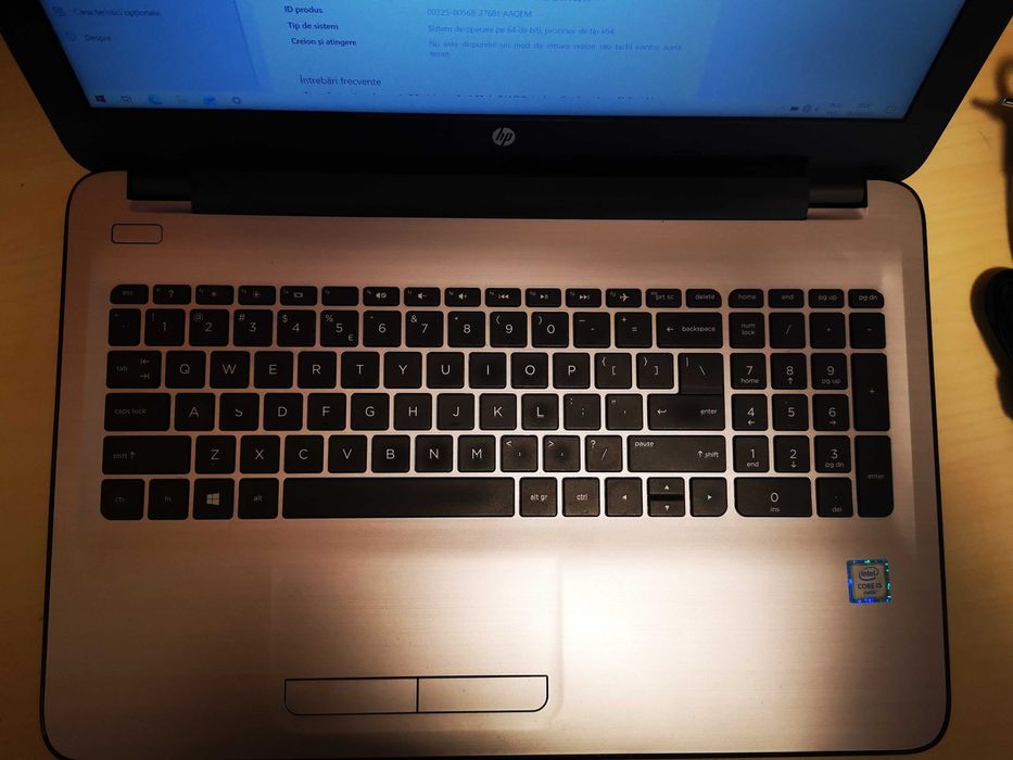 Laptop HP 250G5 i5,15.6FHD,8GbDDR4,SSD256GB,AMD RadeonR5M430 2GB,Win10