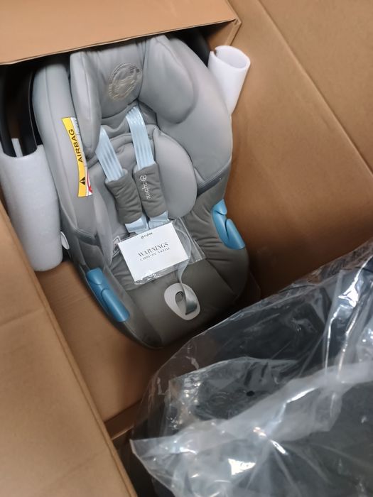 Кош за новородено Cybex Cot S и столче за кола Aton M