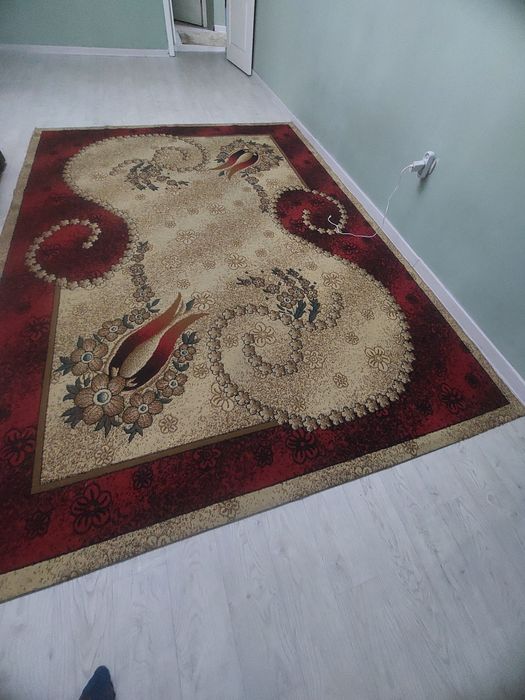 Ковер срочно продаи