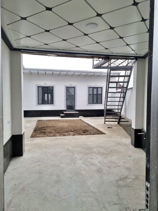 Pobeda da xovli sotiladi. 5 ta xona. Evro remont srochno