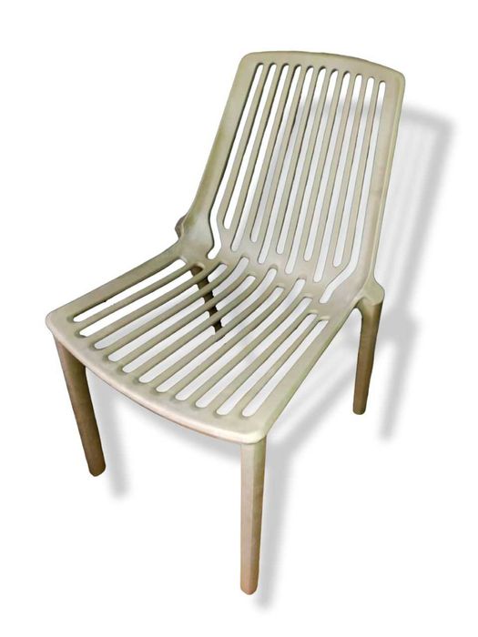 Стул пластиковый "Бриз"