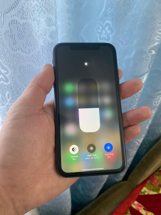 iPhone 11 , 64Gb