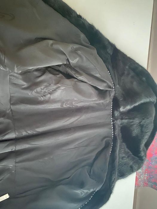 Продам норковую шубу