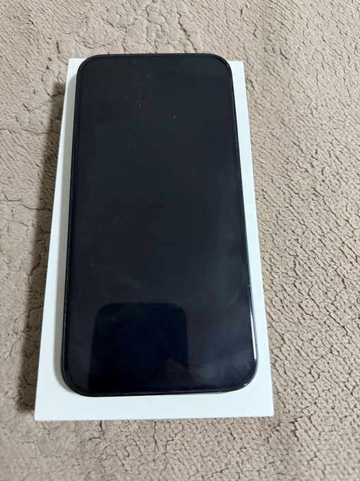 Продам айфон 14  256 гб