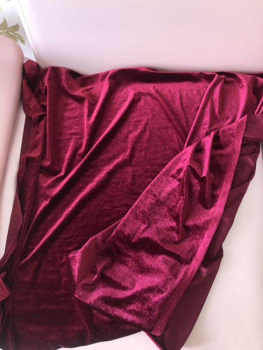 Продам новый материал бархат 162см*105см