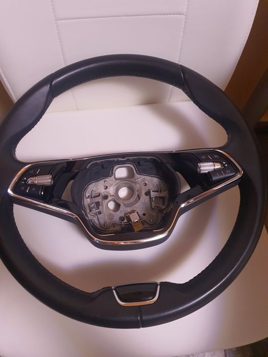 Volan din piele pentru Skoda