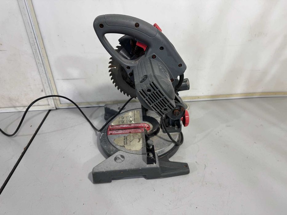 Циркуляр пендула - Pro  1200W / 210mm