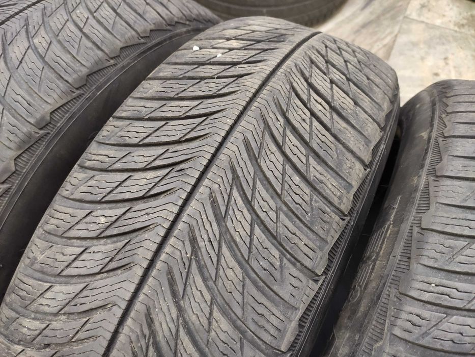 4бр Зимни Гуми 225 60 18 - Michelin - Runflat