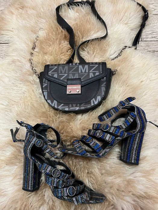 Дрехи,обувки,чанти и други модни закачки