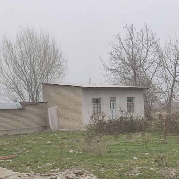 Янги хаёт тумани жалойир махаллада 14 сотух ер жой сотилади