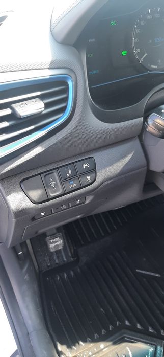 Vând Hyundai ioniq
