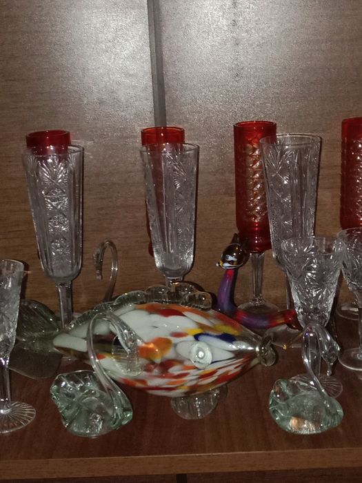 Продам хрустальные фужеры.