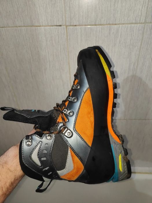 Scarpa triolet gtx  41,5 26,5 cm tehnici la fel ca la sportiva salewa
