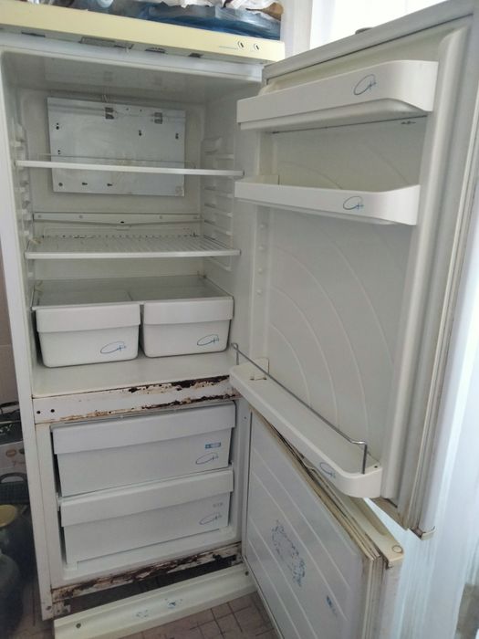 Продам б/у холодильник Мир
