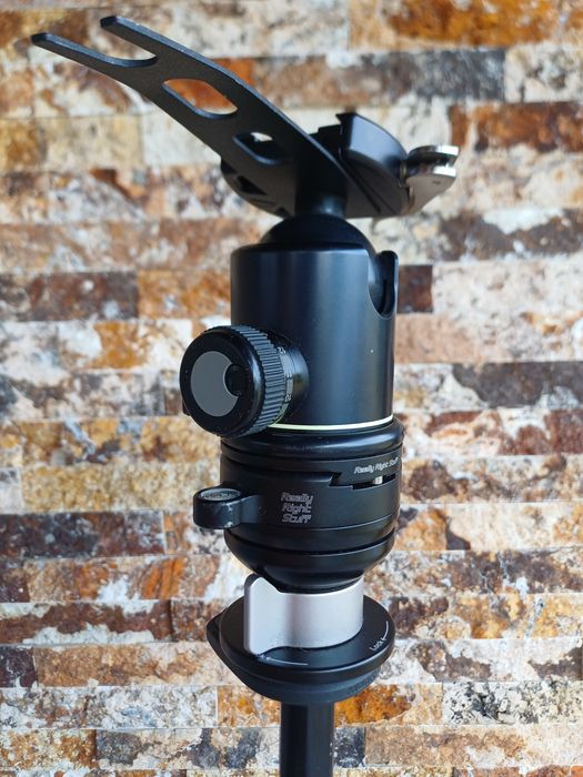 Trepied profesional Manfrotto 190 (MT190XPRO4) + Cap sferic (Arca-Swiss Monoball)