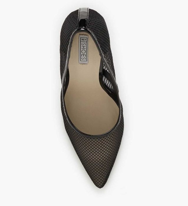 Обувки на висок ток