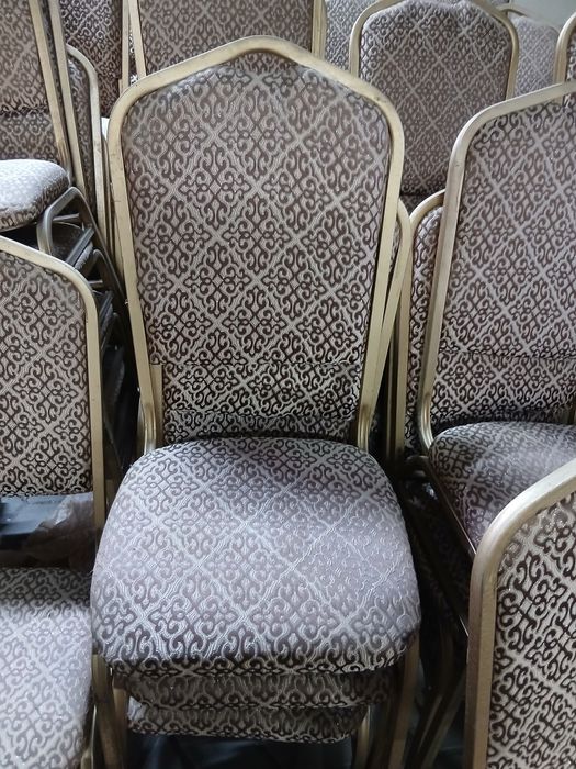 Продается стулья! Отличного качество!