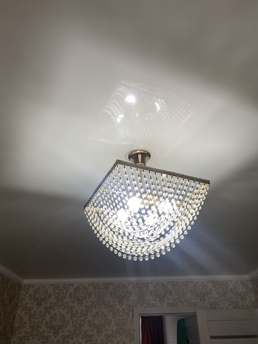 Продается люстра