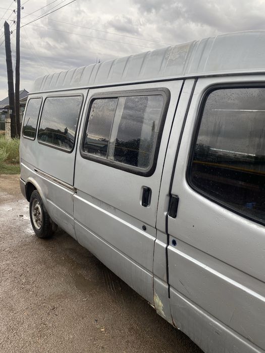 Машина Форд транзит сатылады