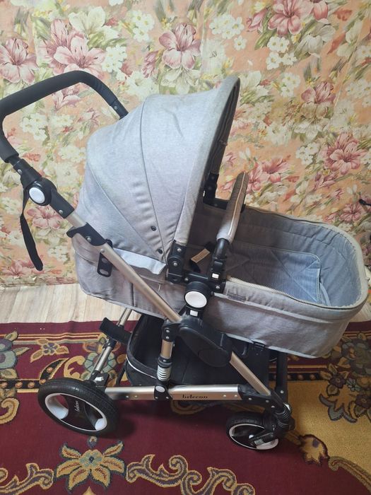 Не пользованная коляска