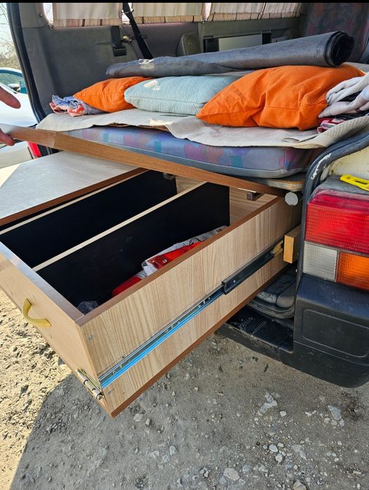 Заден шкаф за фолксваген Т4 мултиван