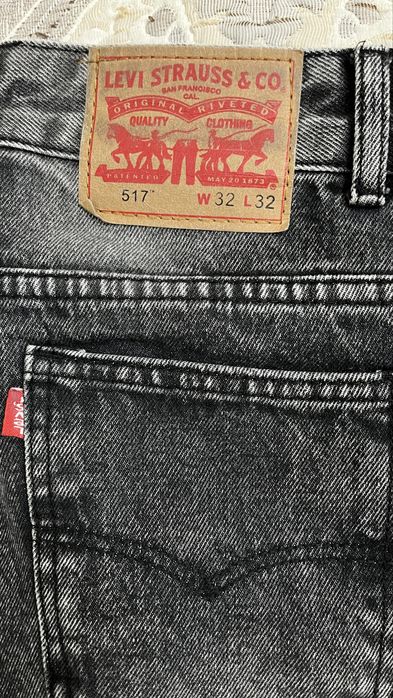 Джинсы Levis Flared