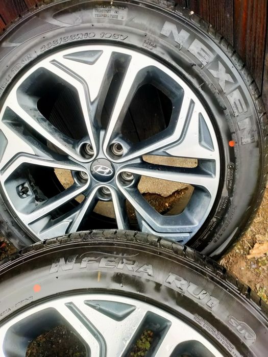 Vând roți R19(jante + anvelope de vara) pentru mai multe modele ale mărcii Hyundai.