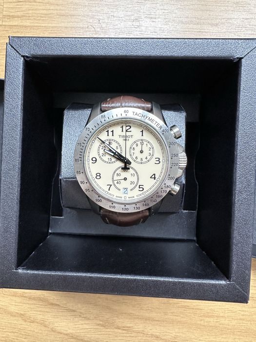 Ceas Tissot v8 Tachymeter