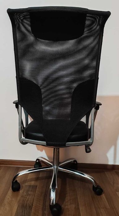 Scaun de birou ergonomic, mesh, înălțime reglabilă, mecanism tilt