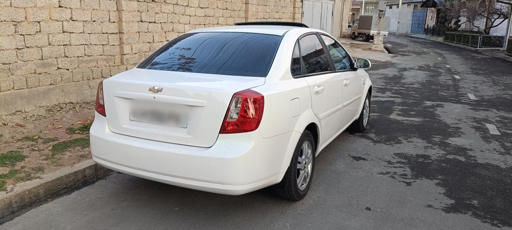 Ласетти сотилади 1.6 автомат