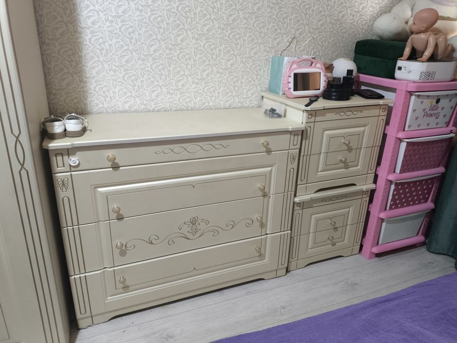 Спальный гарнитур