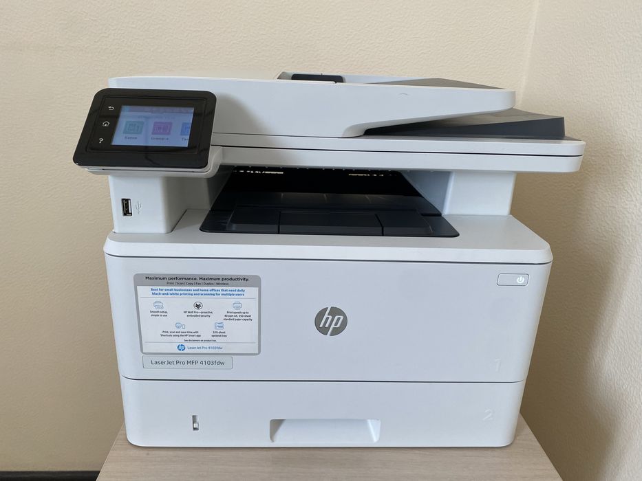 Принтер МФУ HP LaserJet Pro MFP 4103 fdw (почти новый)