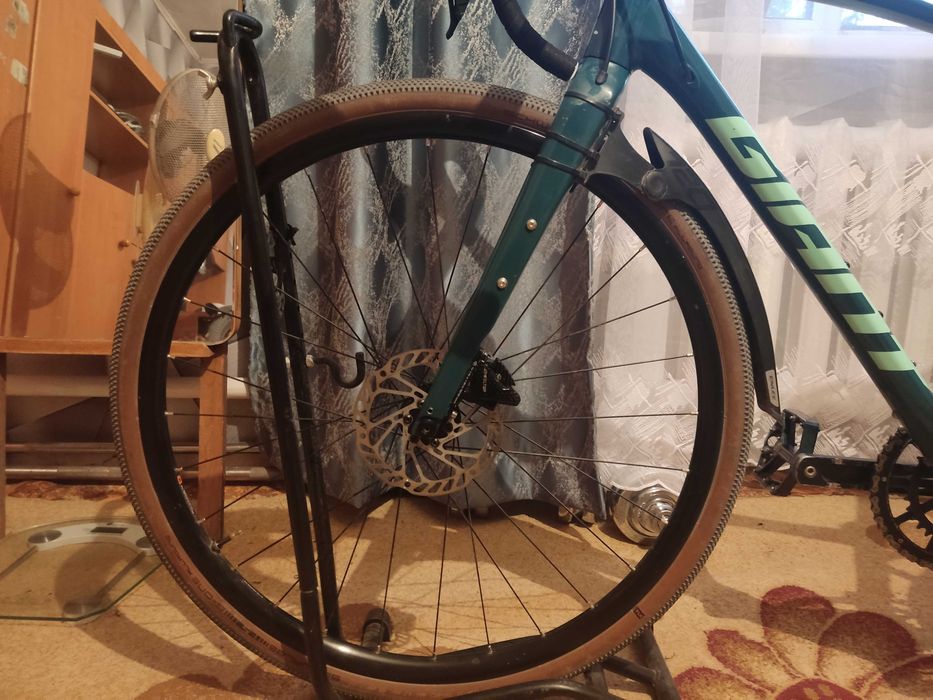Велосипед Giant Revolt 1 (M)
