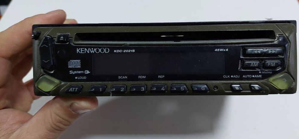 vand/schimb cd player/casetofon masina