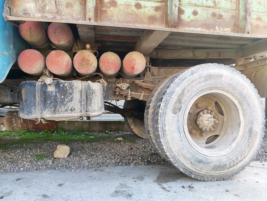 Зил 130      1983 йили