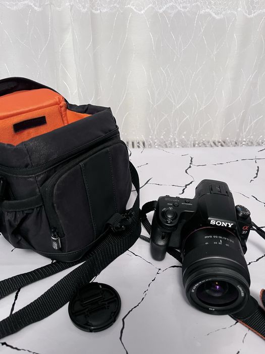 Фотоапарат марка Sony A37