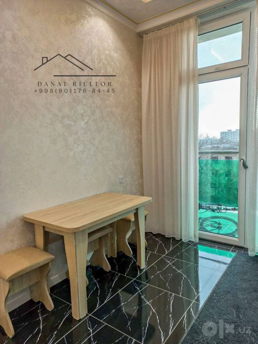 Продается 1 комнатная квартира в ЖК Salom Qoyliq (Xon Saroy)