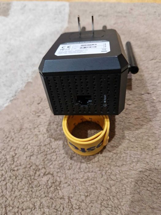 Prescitech ac1200 Dual Band WiFi Range Extender X12 + adaptor UE