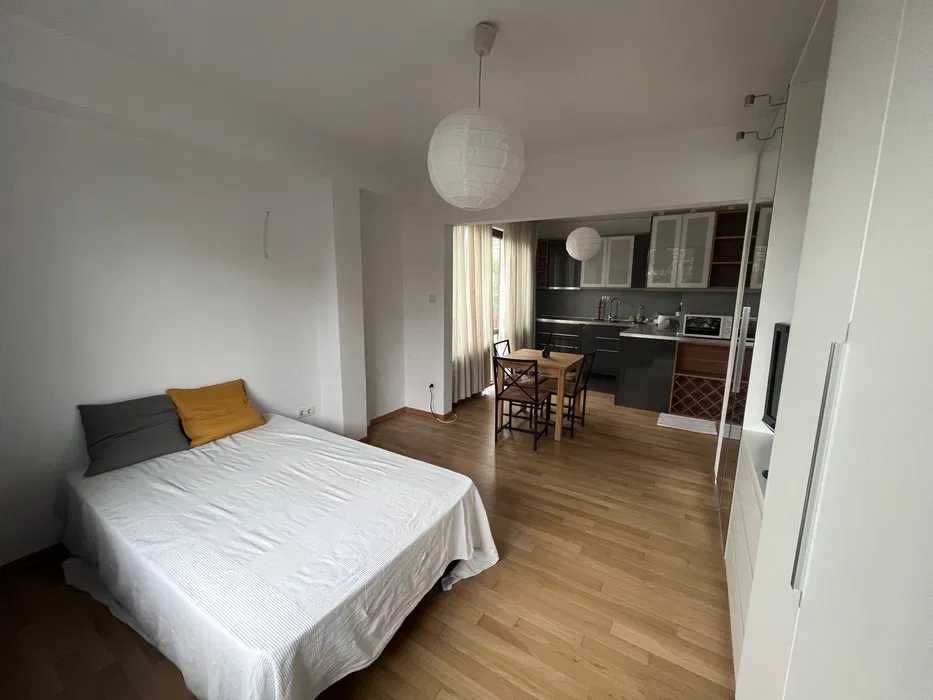 Дава се под наем Едностаен апартамент в София, Изток - 50 кв.м за 400 € - Снимка #2