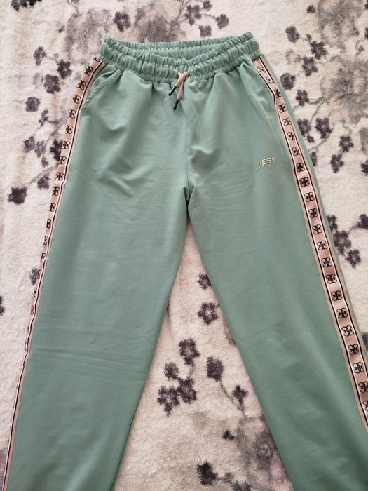 Дамски екип guess