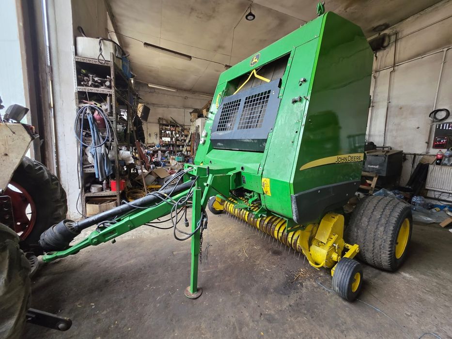Пресс подборщик JOHN DEERE 582