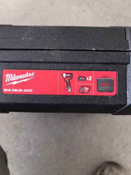 Milwaukee Винтоверт и Импакт