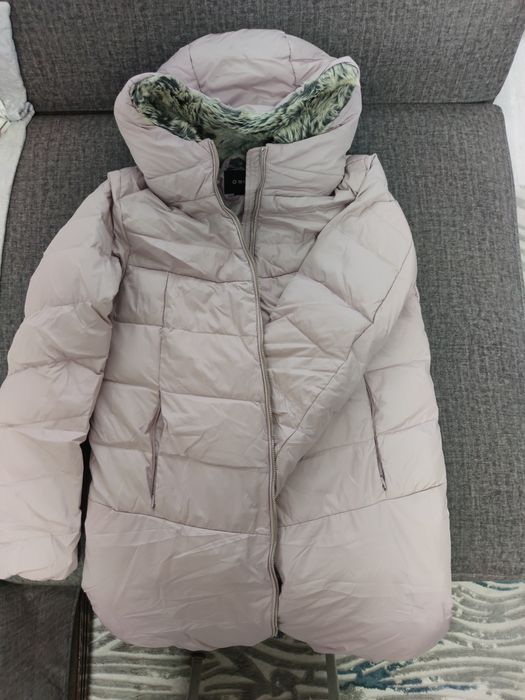 Куртки на девочку