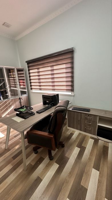 Ofisniy mebel sotiladi. Xitoydan kegan xolati ideal