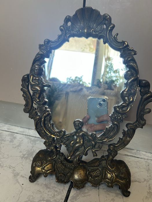 Oglinda veche din bronz masiv in stil baroc