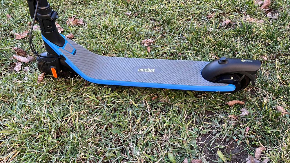 Ninebot Segway C2 Pro – детска електрическа тротинетка