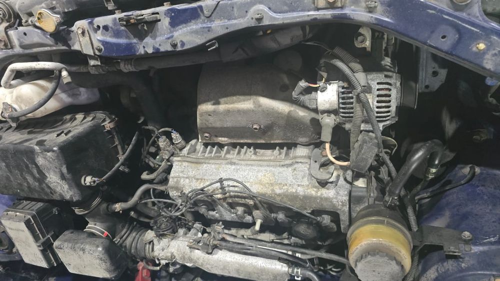 Двигатель матор каробка Тойота Ипсум 2 объём 3S-FE